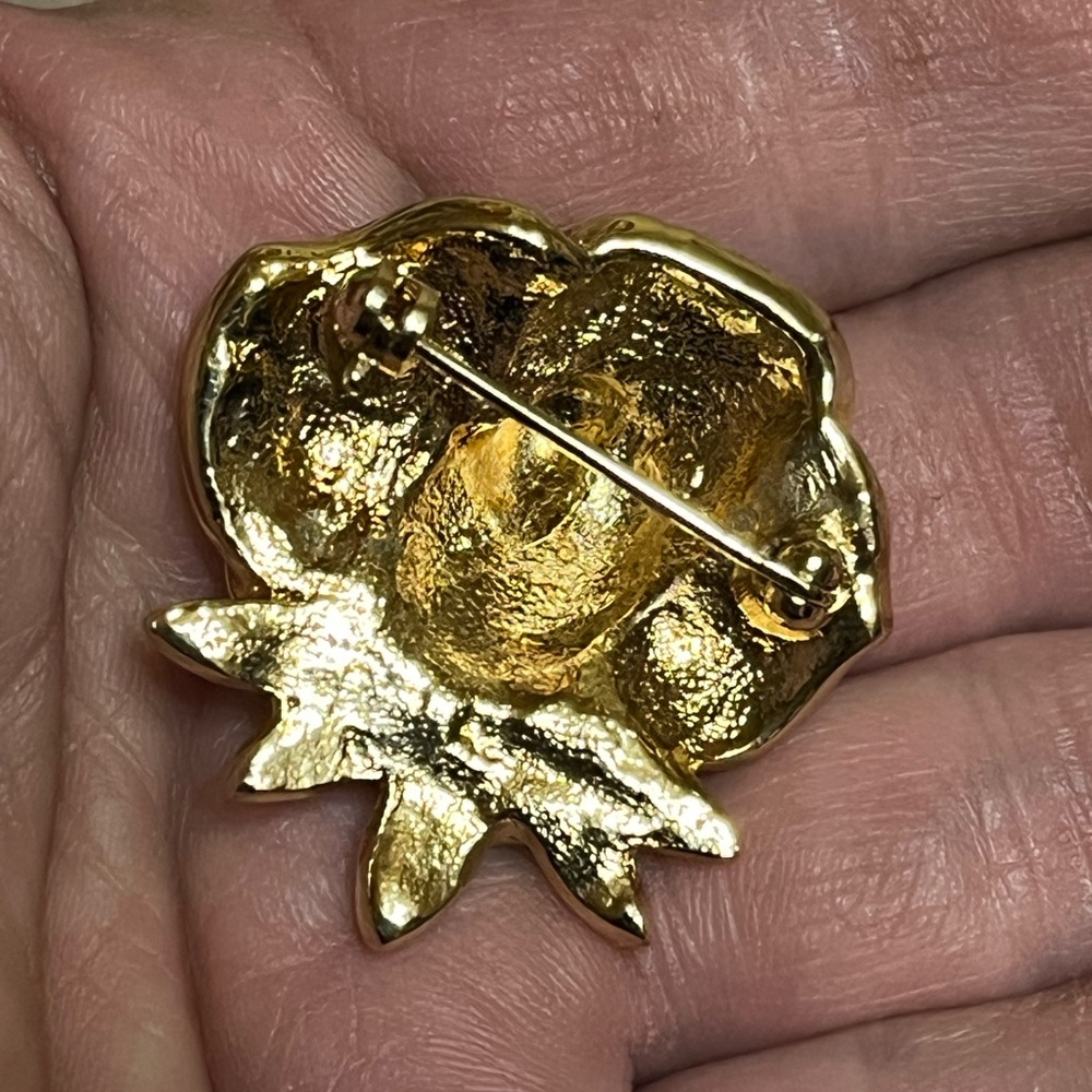 Vintage Rose Brooch - Picture 8 of 8